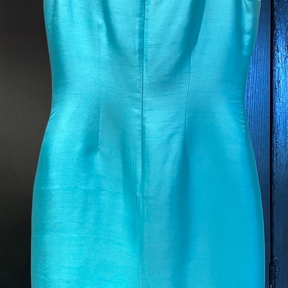 Stunning silk sheath dress size 6 - Picture 2 of 10